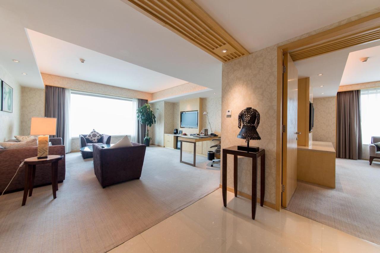 Marco Polo Wuhan Exterior photo
